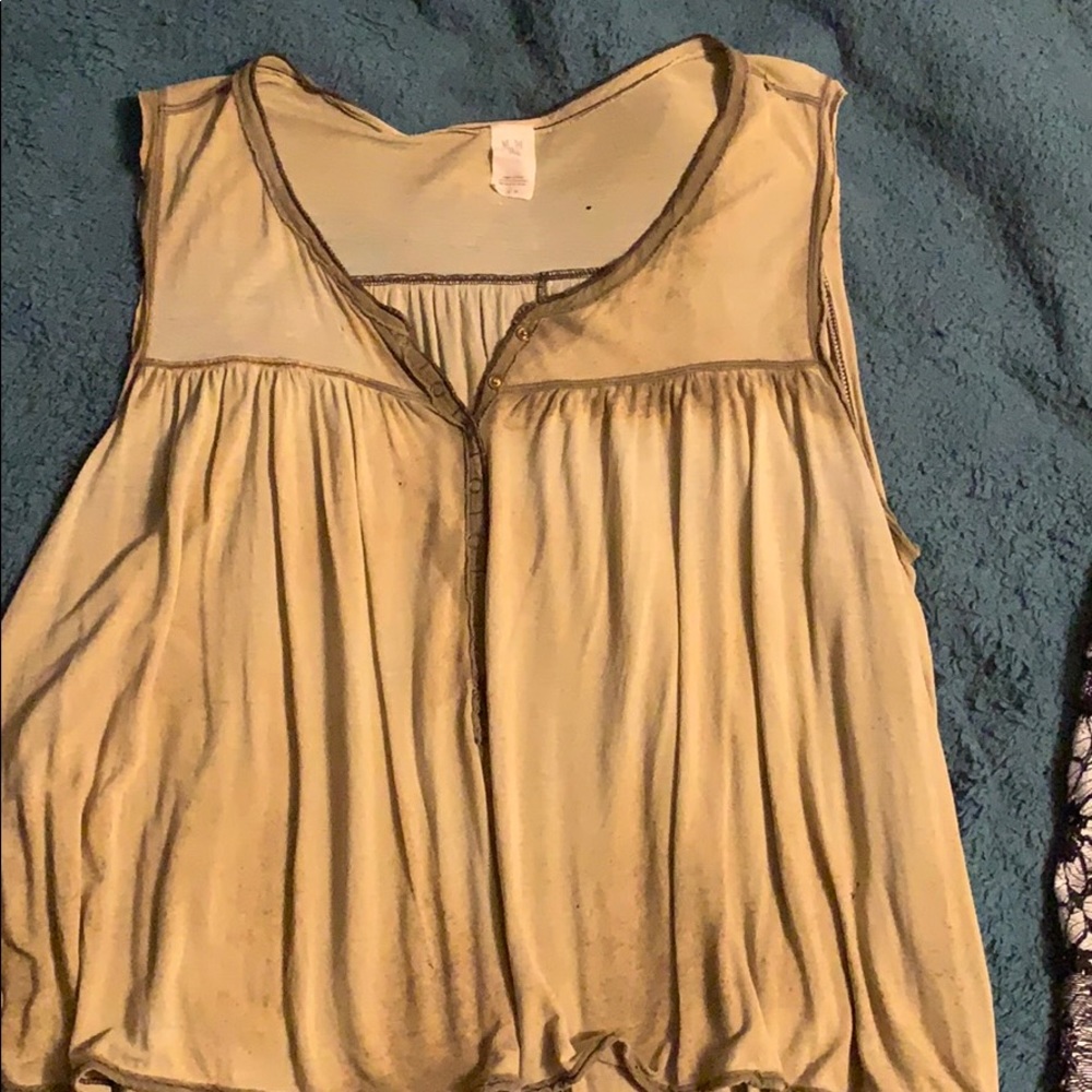 Button tank top!